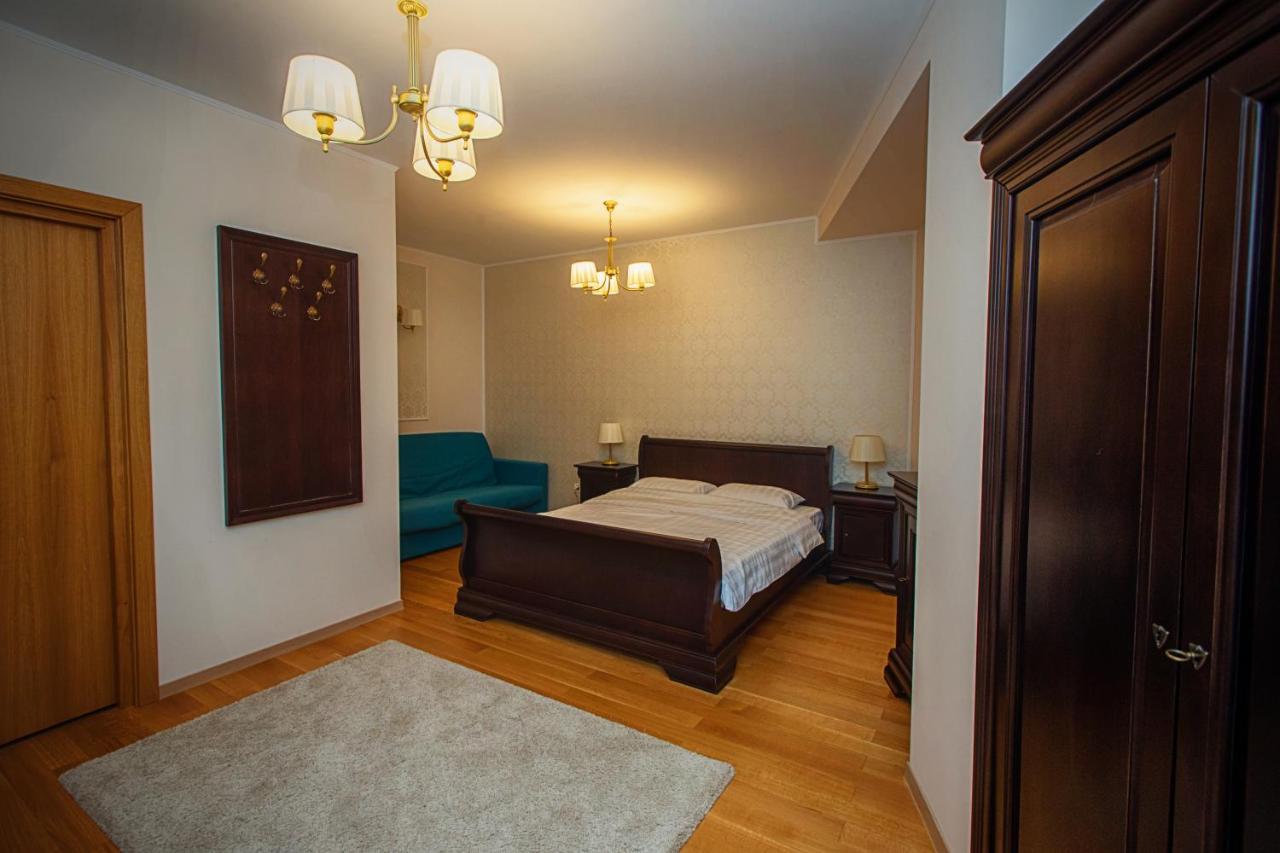 Vila Imperial Bed and Breakfast Σινάια Εξωτερικό φωτογραφία