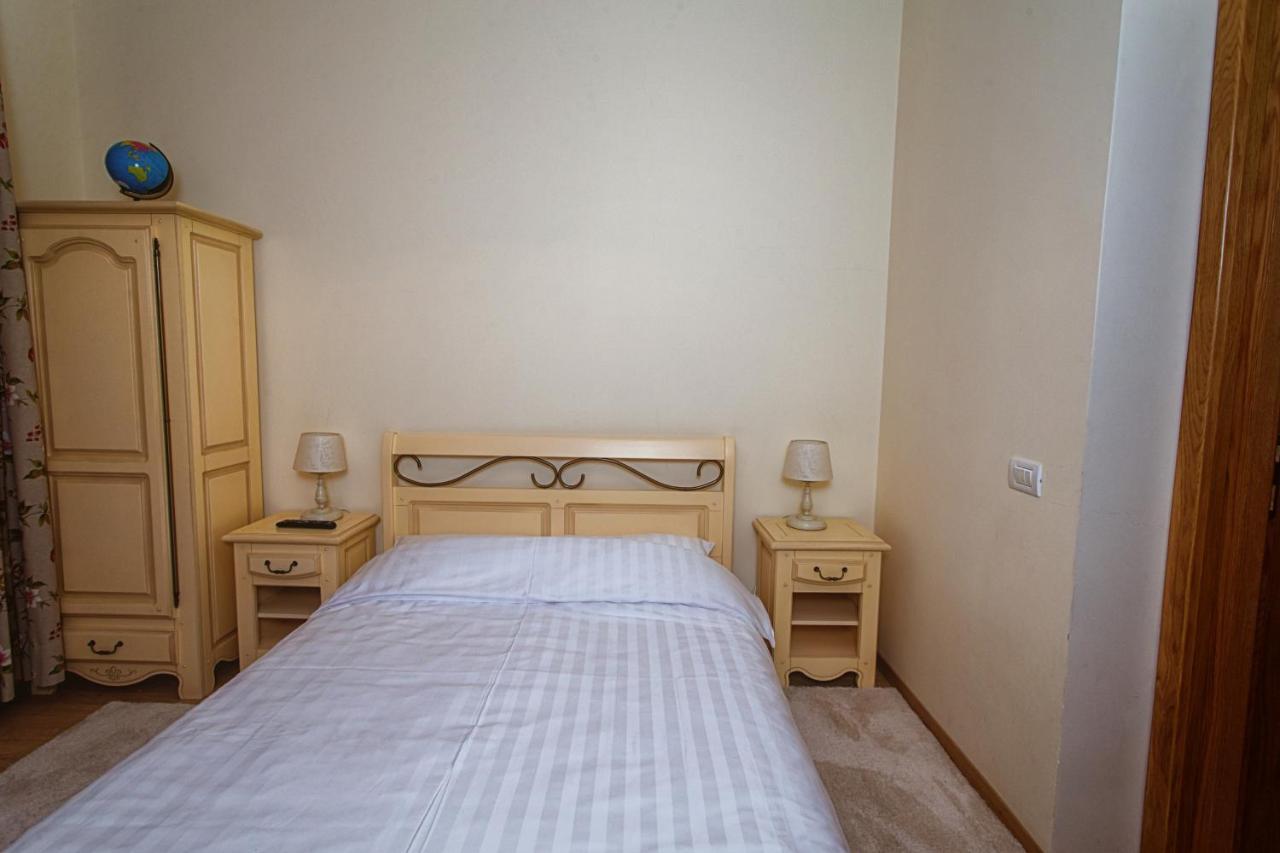 Vila Imperial Bed and Breakfast Σινάια Εξωτερικό φωτογραφία