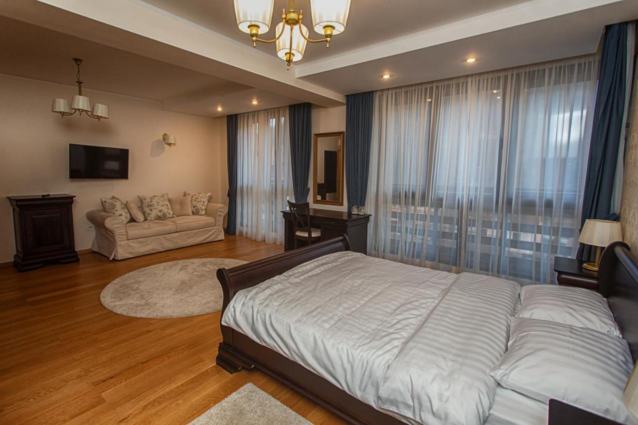 Vila Imperial Bed and Breakfast Σινάια Εξωτερικό φωτογραφία