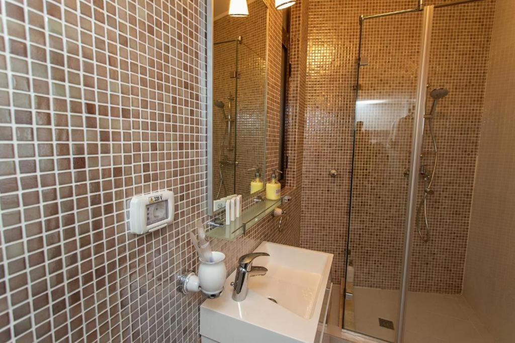 Vila Imperial Bed and Breakfast Σινάια Εξωτερικό φωτογραφία